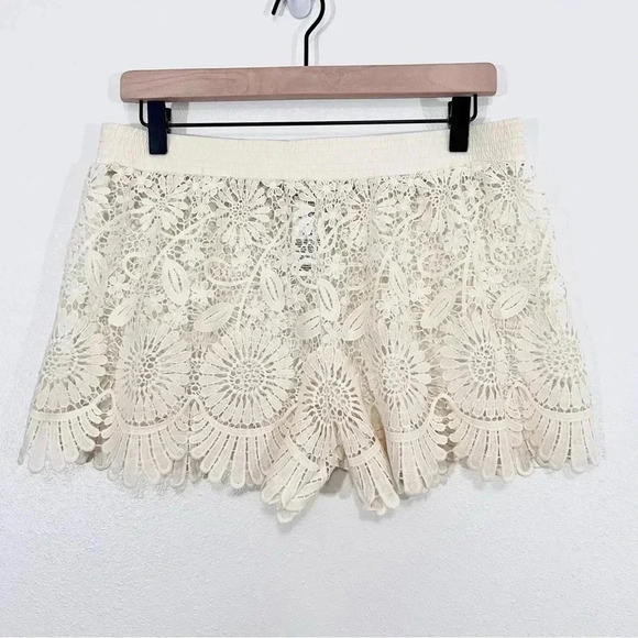 Jessica Simpson Overlay Cover Up Shorts - Picture 1 of 5